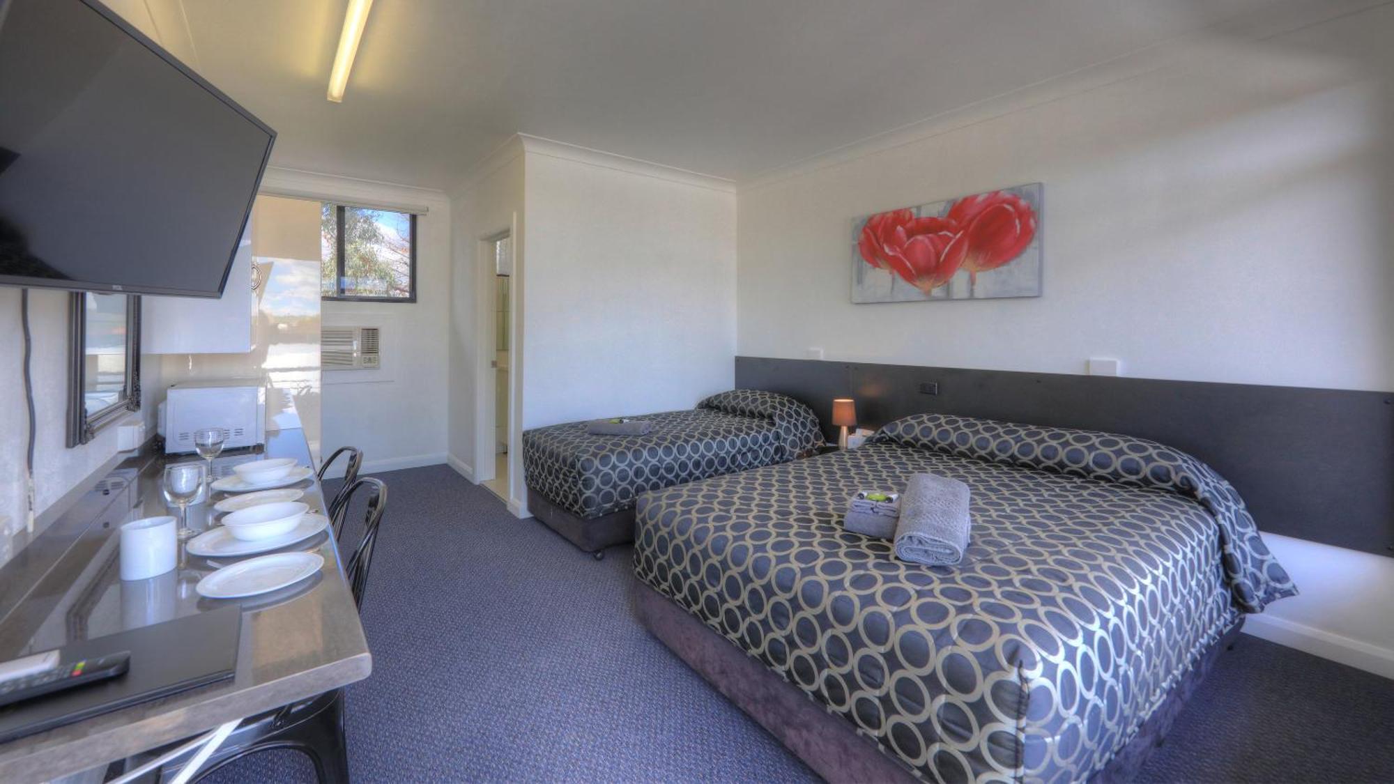 Twin Swans Motel Inverell Exteriör bild